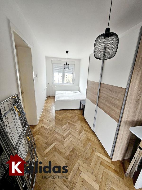 Slika 6 - Stan,NOVI SAD,CENTAR,kv: 48, € 185400, ID: 1008550