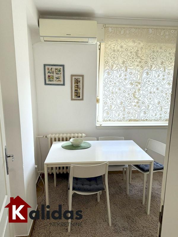 Slika 3 - Stan,NOVI SAD,CENTAR,kv: 23, € 89600, ID: 1008828