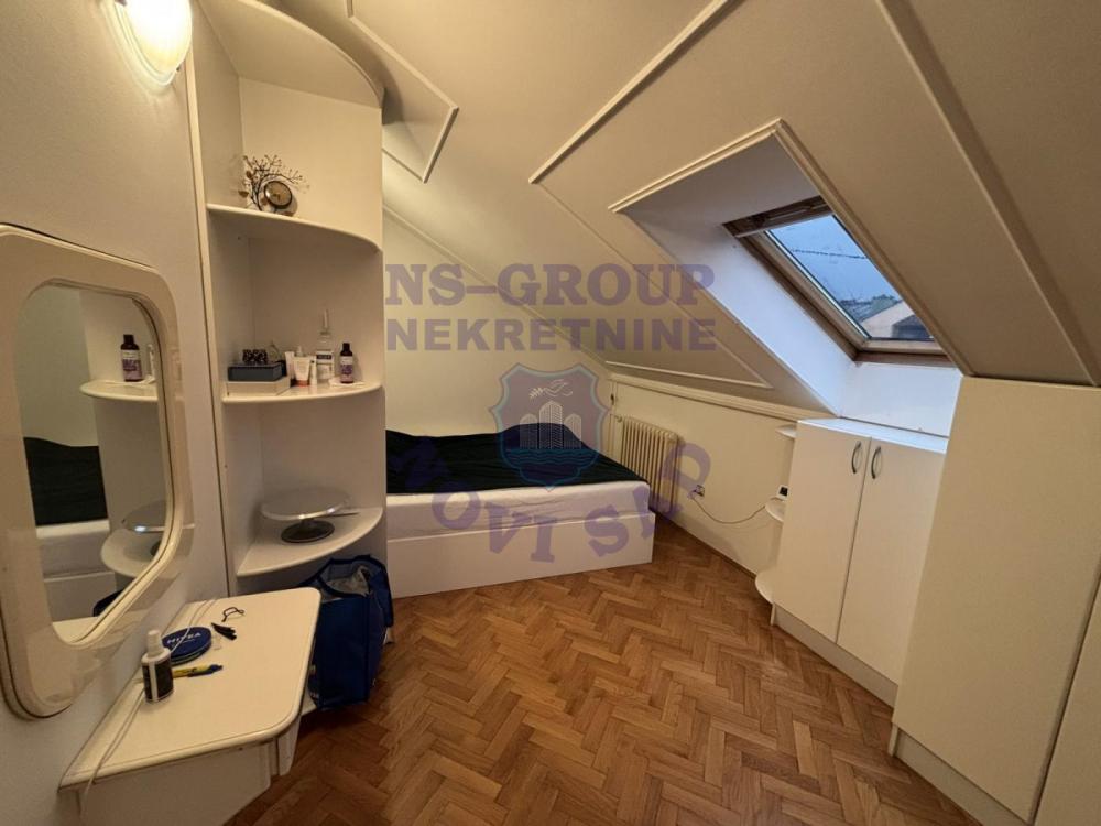 Slika 4 - Trosoban, 80m2, Bulevar oslobođenja Novi Sad