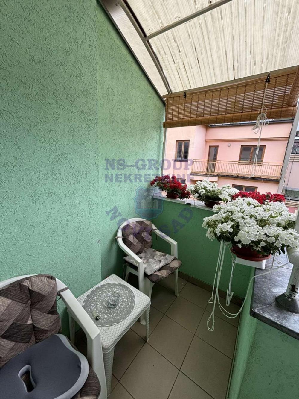 Slika 9 - Trosoban, 80m2, Bulevar oslobođenja Novi Sad