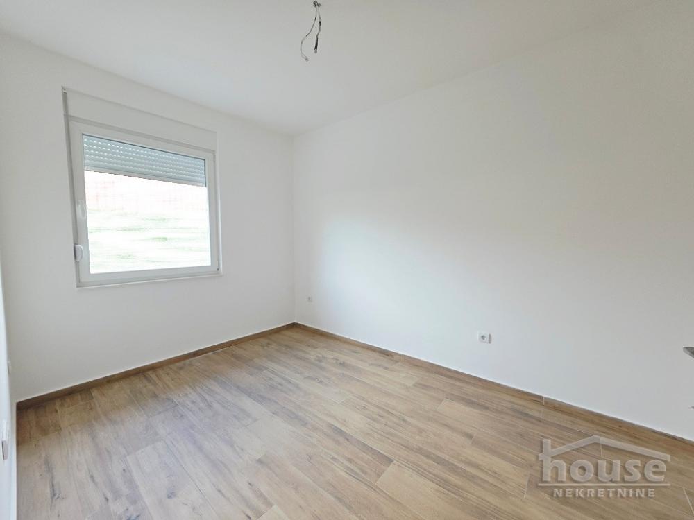 Slika 5 - Stan,NOVI SAD,ADICE,kv: 50.00, € 100000, ID: 1063321