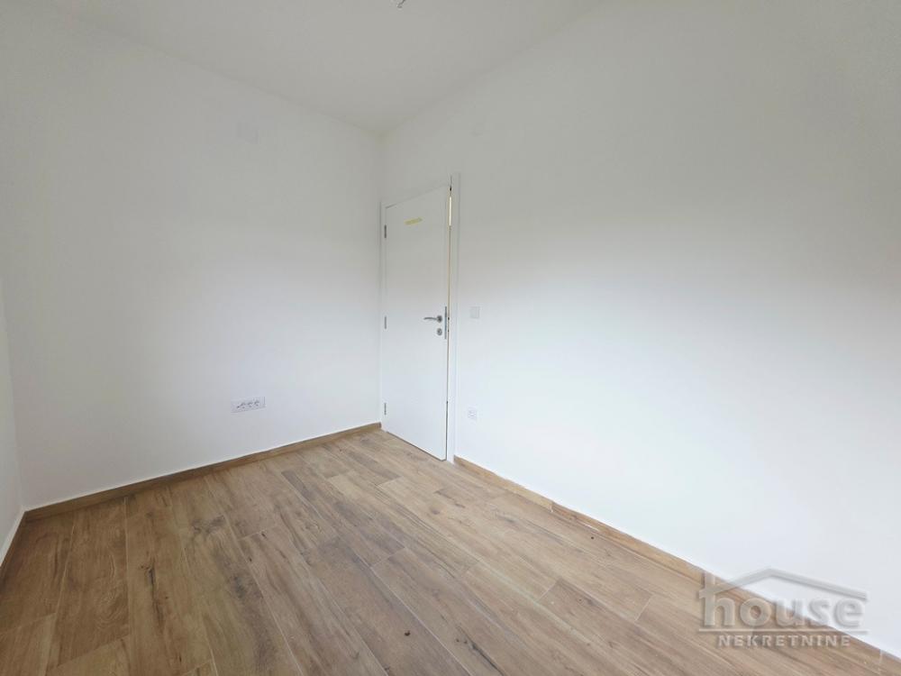 Slika 8 - Stan,NOVI SAD,ADICE,kv: 50.00, € 100000, ID: 1063321