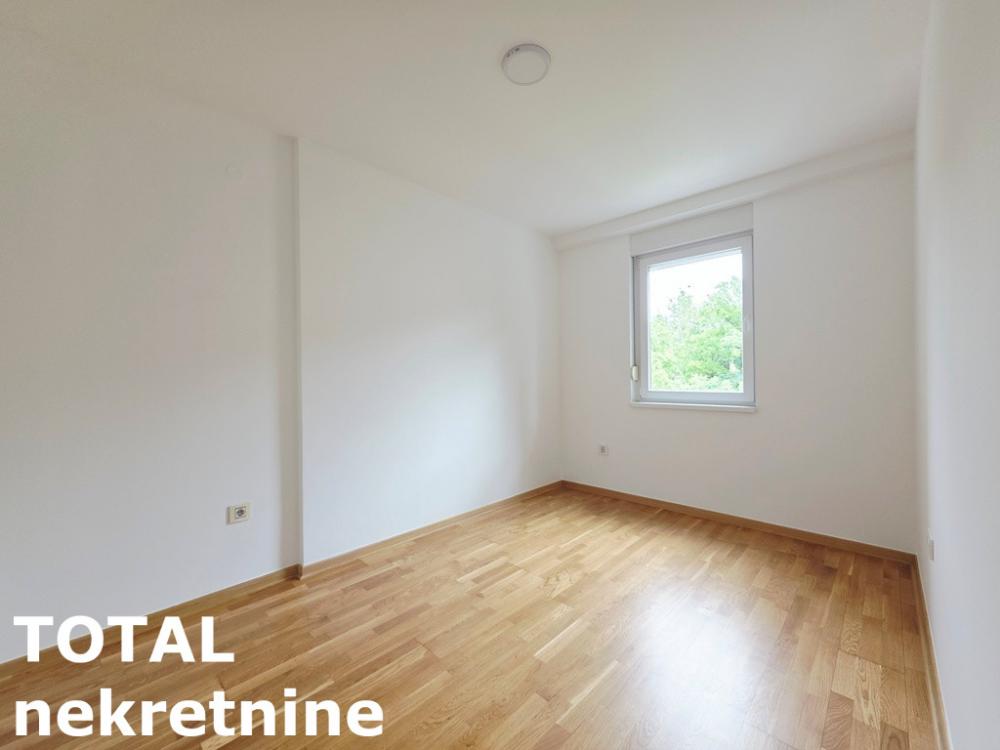 Slika 4 - Stan,NOVI SAD,DETELINARA,kv: 40.00, € 126000, ID: 1102701