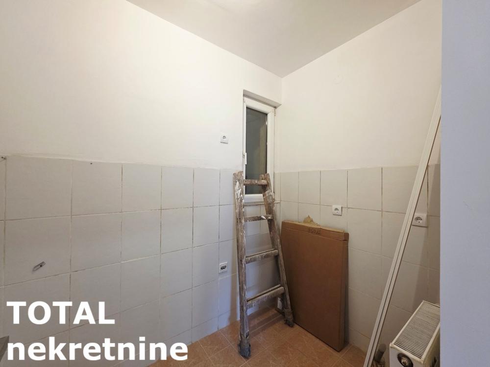 Slika 4 - Stan,NOVI SAD,NOVA DETELINARA,kv: 37.00, € 118000, ID: 1102704