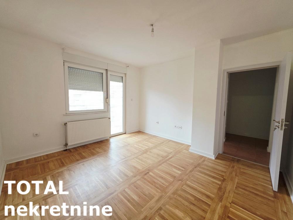 Slika 1 - Stan,NOVI SAD,NOVA DETELINARA,kv: 37.00, € 118000, ID: 1102704