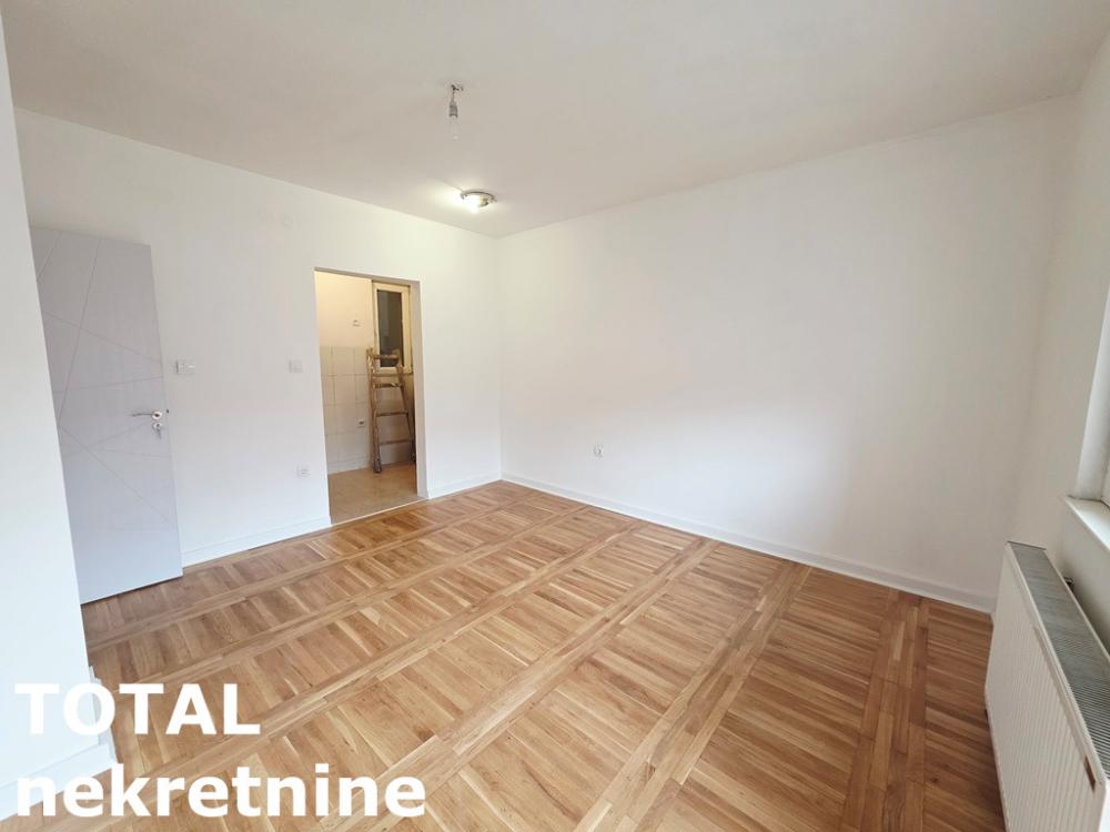 Slika 2 - Stan,NOVI SAD,NOVA DETELINARA,kv: 37.00, € 118000, ID: 1102704