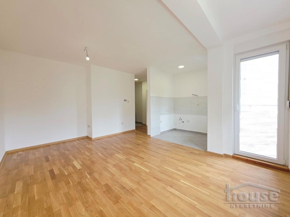 Slika 2 - Stan,NOVI SAD,DETELINARA,kv: 40.00, € 126000, ID: 1065855