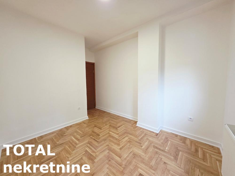 Slika 6 - Stan,NOVI SAD,NOVA DETELINARA,kv: 45.00, € 132000, ID: 1102705
