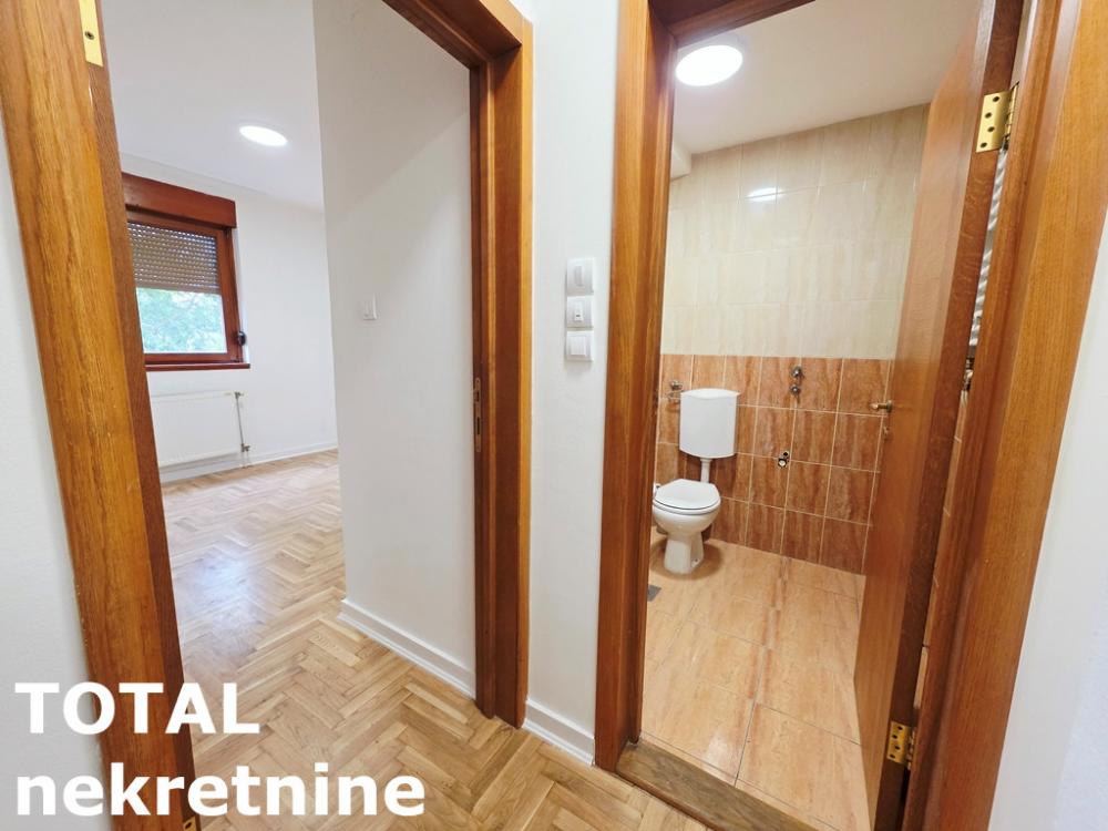 Slika 8 - Stan,NOVI SAD,NOVA DETELINARA,kv: 45.00, € 132000, ID: 1102705