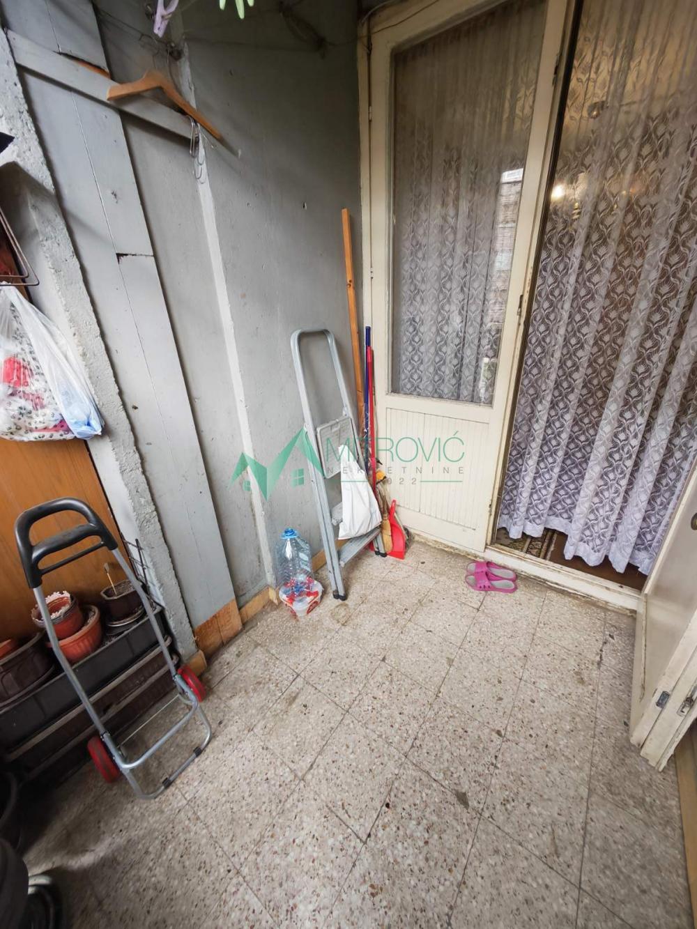 Slika 5 - Liman 3, povoljno, odličan raspored, 70m2. 