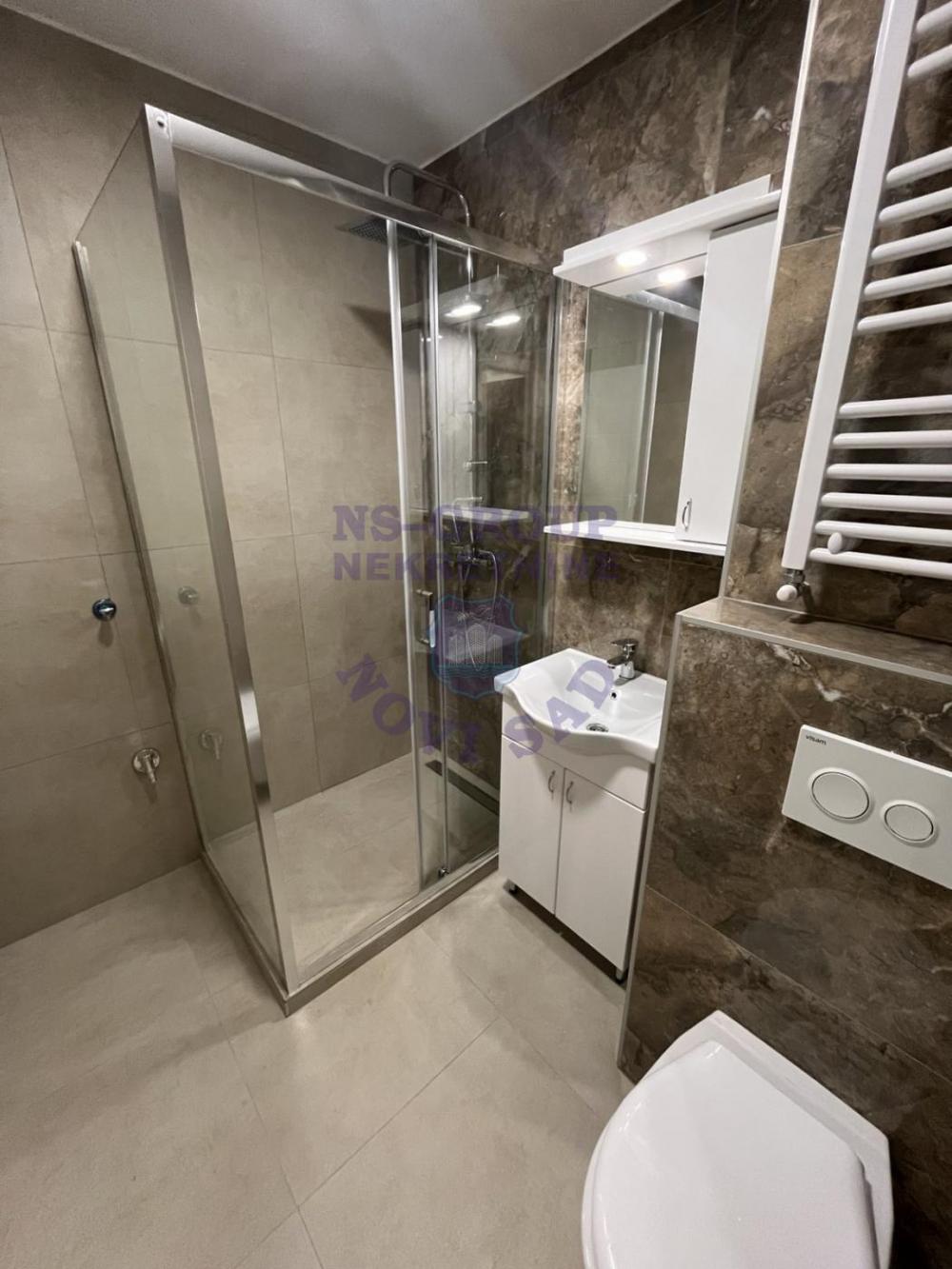 Slika 9 - 572002-Predsavljamo vam dvosoban komforan stan na Novoj Detelinari, blizu pijace i Sajma, doma zdravlja,