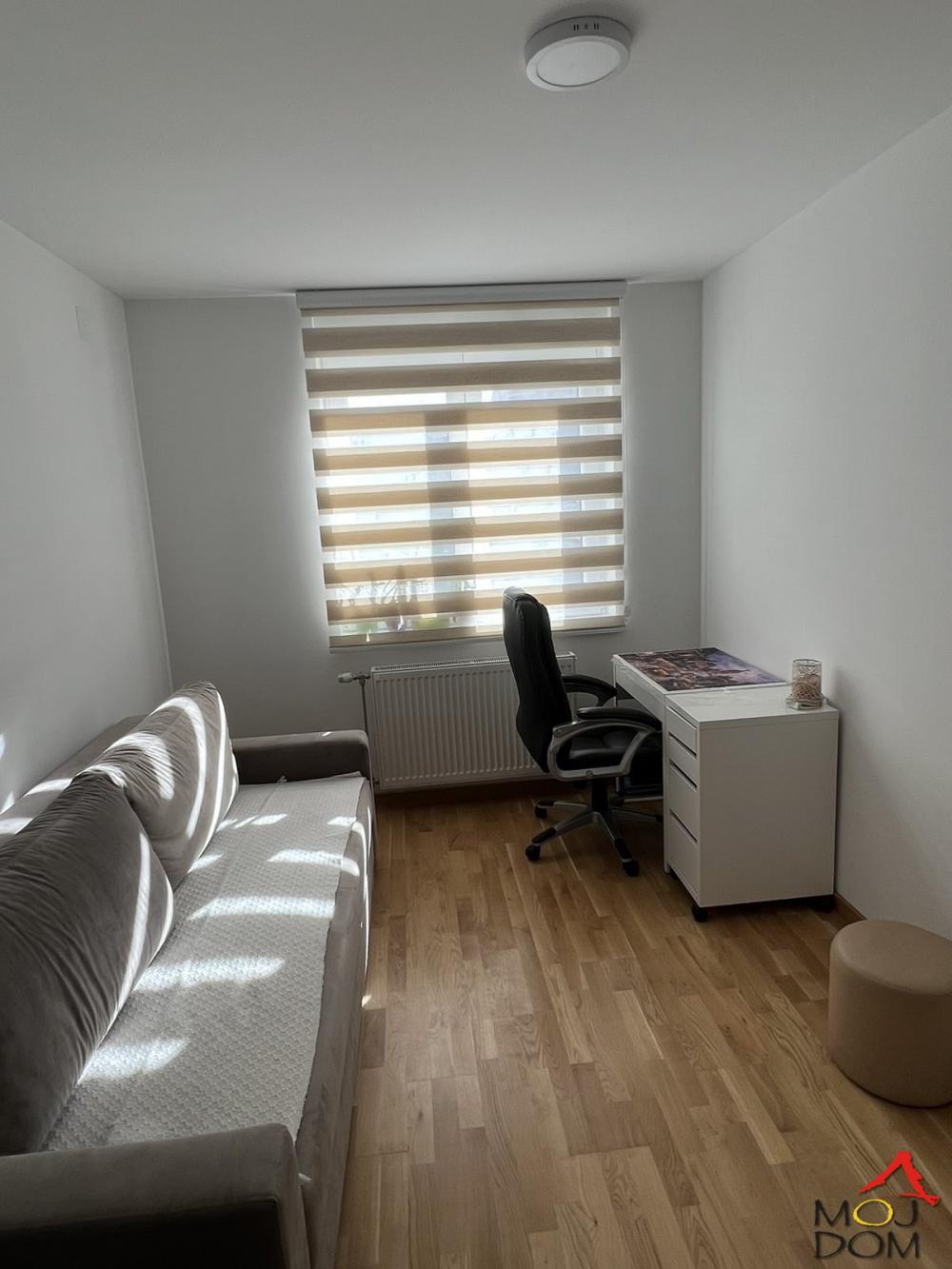 Slika 8 - Stan,NOVI SAD,TELEP,kv: 87, € 267800, ID: 1025887