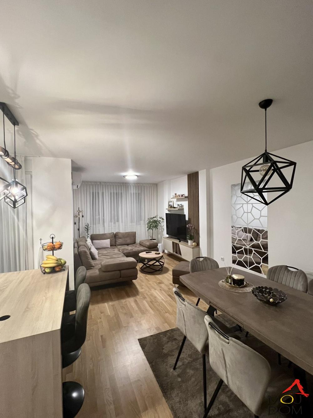 Slika 3 - Stan,NOVI SAD,TELEP,kv: 87, € 267800, ID: 1025887