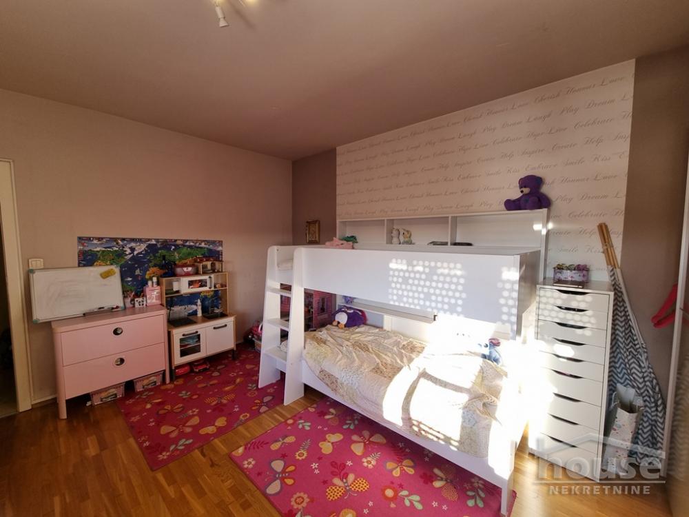 Slika 8 - Stan,NOVI SAD,NOVA DETELINARA,kv: 83.00, € 186750, ID: 1062085