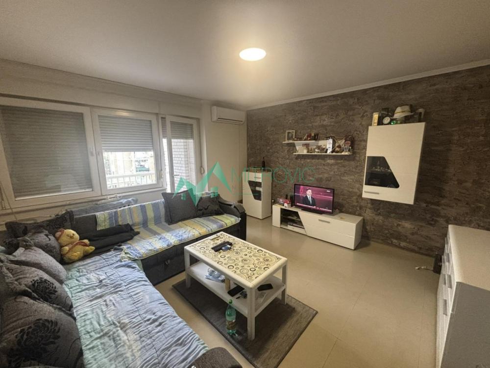 Slika 3 - Novi Sad, Avijatičarsko naselje 60m2 