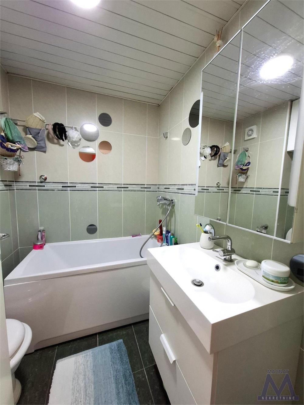 Slika 8 - Stan,NOVI SAD,NOVA DETELINARA,kv: 50, € 149400, ID: 1019382