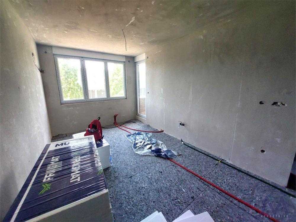 Slika 1 - Stan,NOVI SAD,ŽELEZNIČKA STANICA,kv: 41, € 120000, ID: 1019381