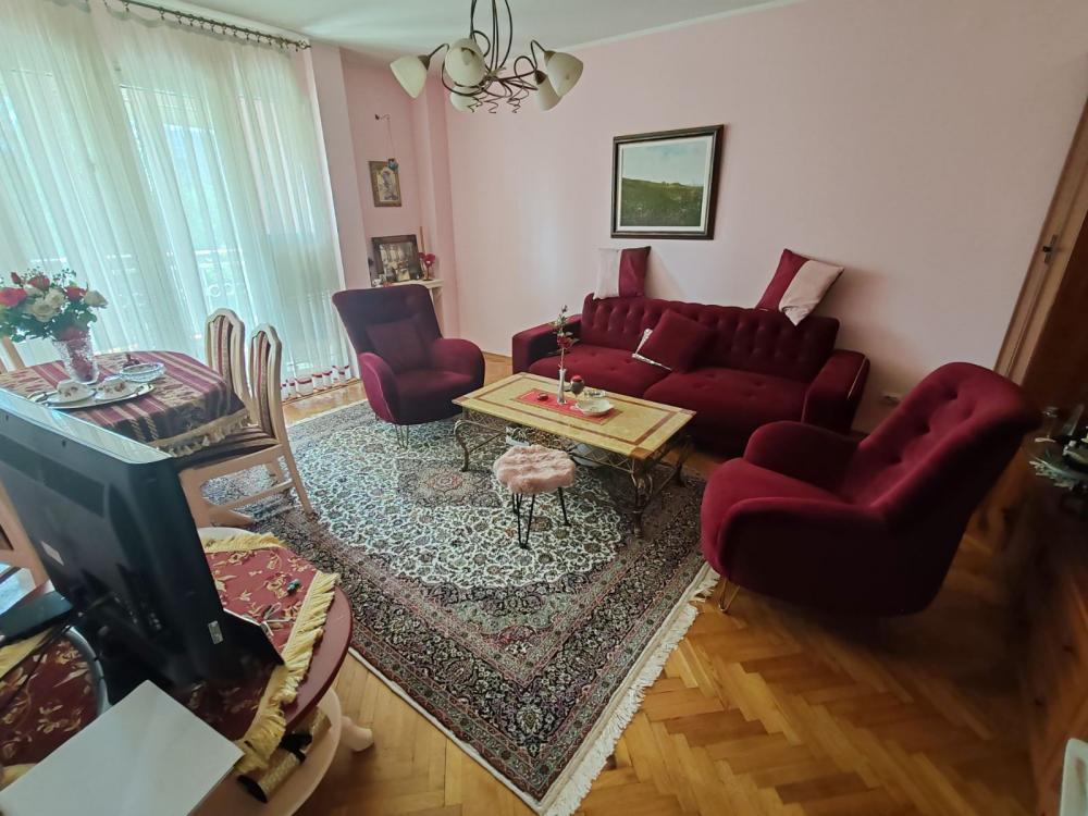 Glavna slika -Stan,NOVI SAD,KEJ,kv: 72.00, € 257500, ID: 1059510