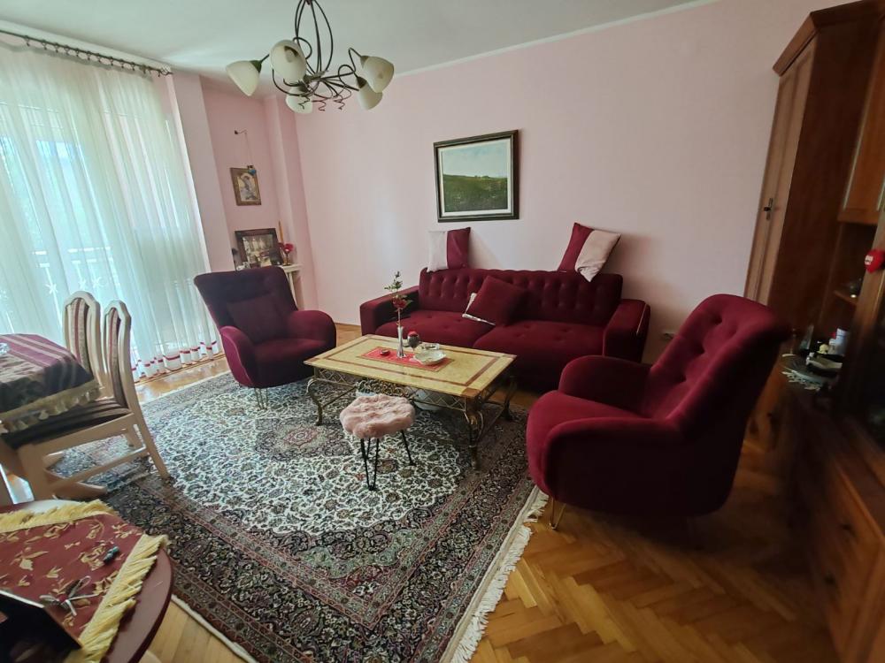 Slika 2 - Stan,NOVI SAD,KEJ,kv: 72.00, € 257500, ID: 1059510