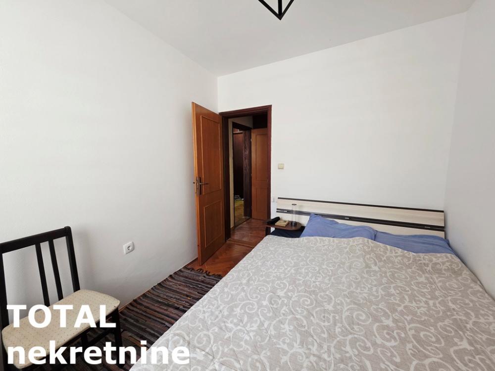 Slika 6 - Stan,NOVI SAD,CENTAR,kv: 40.00, € 130000, ID: 1102717