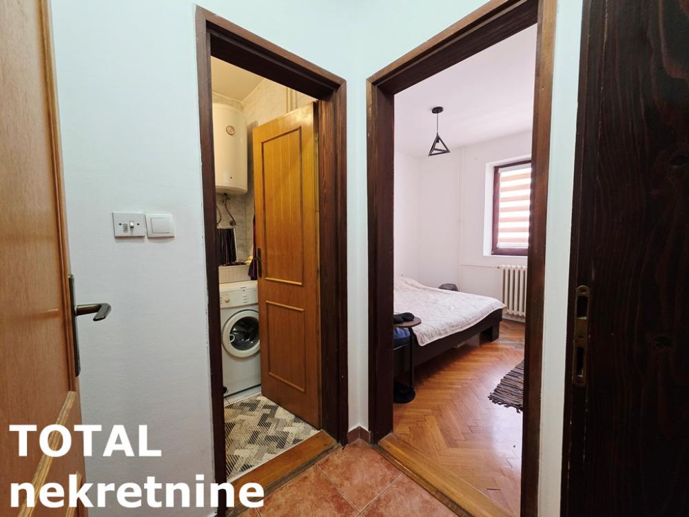 Slika 9 - Stan,NOVI SAD,CENTAR,kv: 40.00, € 130000, ID: 1102717