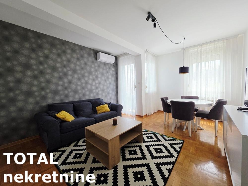 Glavna slika -Stan,NOVI SAD,BULEVAR,kv: 42.00, € 158000, ID: 1102689