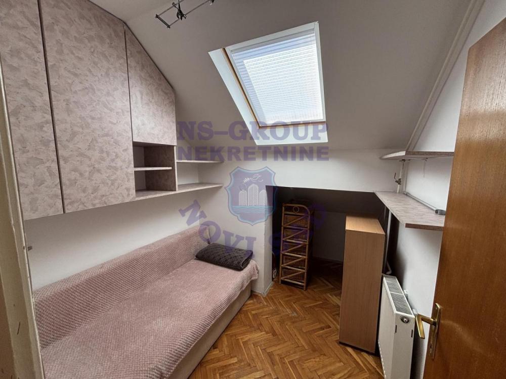 Slika 2 - Jednoiposoban, 25m2, Satelit Novi Sad