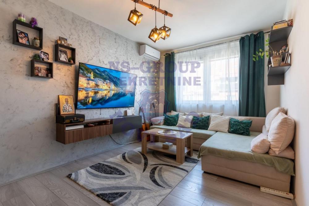 Glavna slika -Dvosoban, 41m2, Nova Detelinara Novi Sad, sa terasom, ima lift