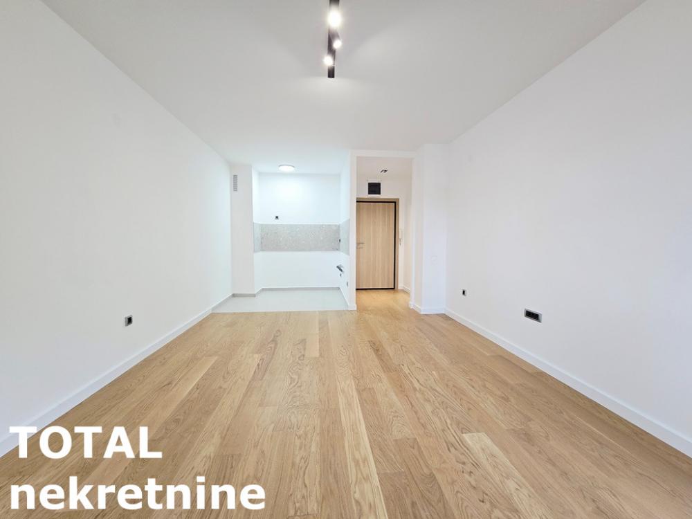 Slika 2 - Stan,NOVI SAD,AVIJACIJA,kv: 48.00, € 131000, ID: 1102718