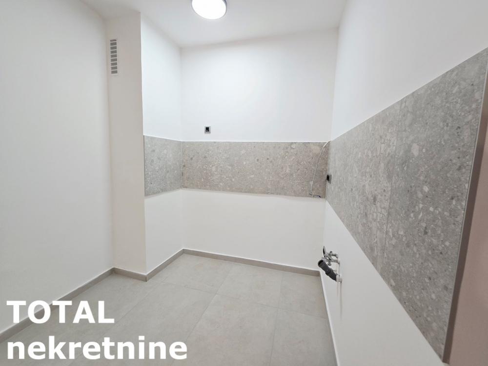 Slika 5 - Stan,NOVI SAD,AVIJACIJA,kv: 48.00, € 131000, ID: 1102718