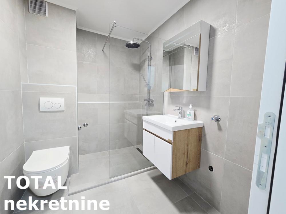 Slika 8 - Stan,NOVI SAD,AVIJACIJA,kv: 48.00, € 131000, ID: 1102718
