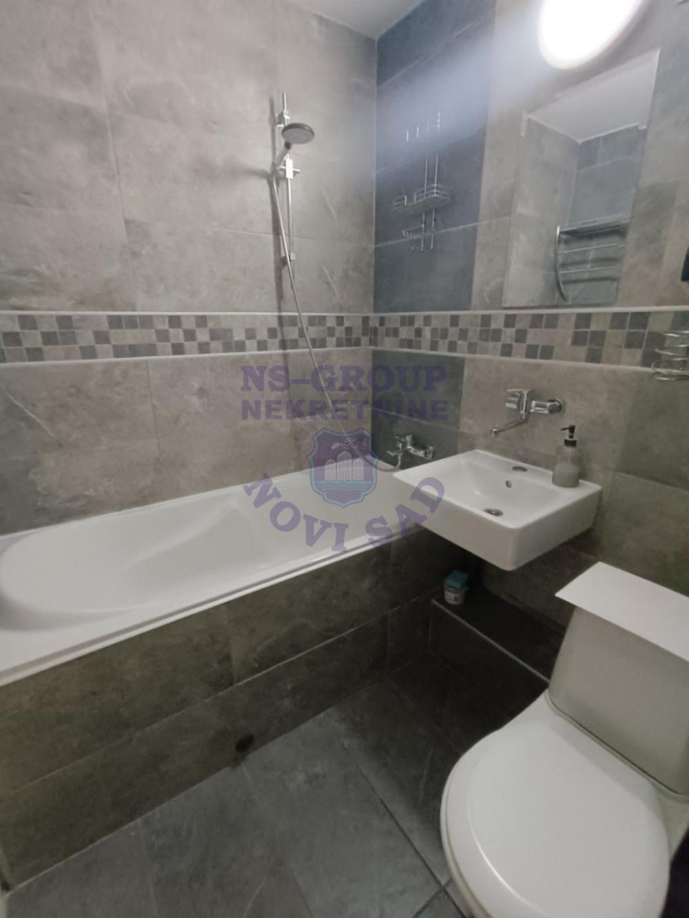 Slika 11 - Dvosoban, 52m2, Liman 3 Novi Sad, ima lift