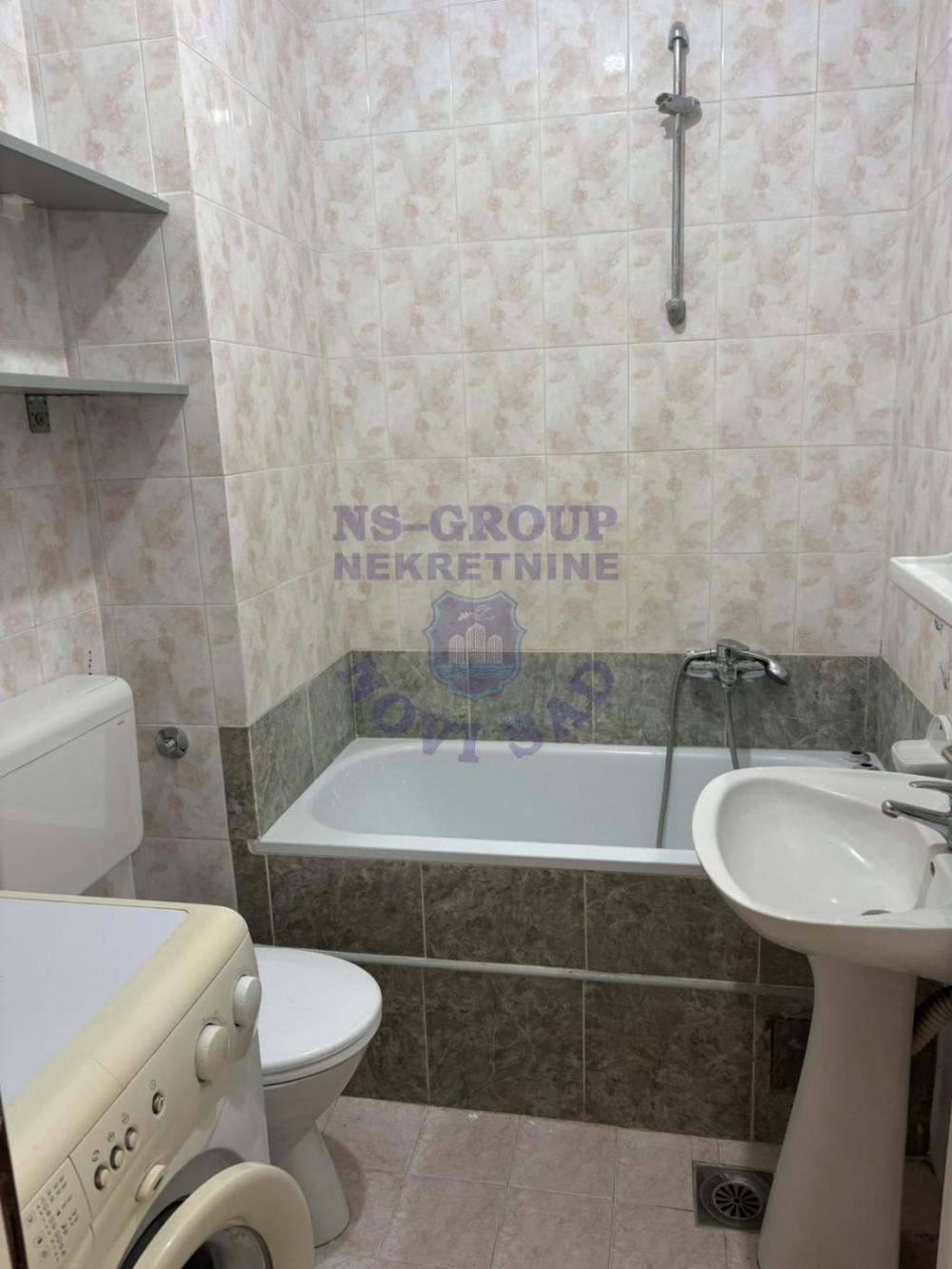 Slika 4 - Prodaja stana, 24m2, Grbavica Novi Sad, ima lift