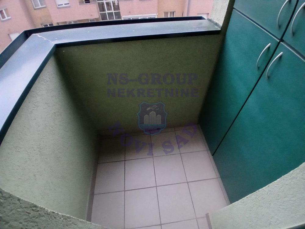 Slika 3 - Odlican cetvorosoban stan na Grbavici!