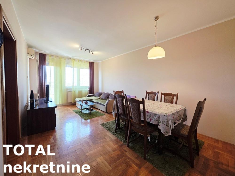 Slika 2 - Stan,NOVI SAD,BULEVAR EVROPE,kv: 44.00, € 126000, ID: 1102723