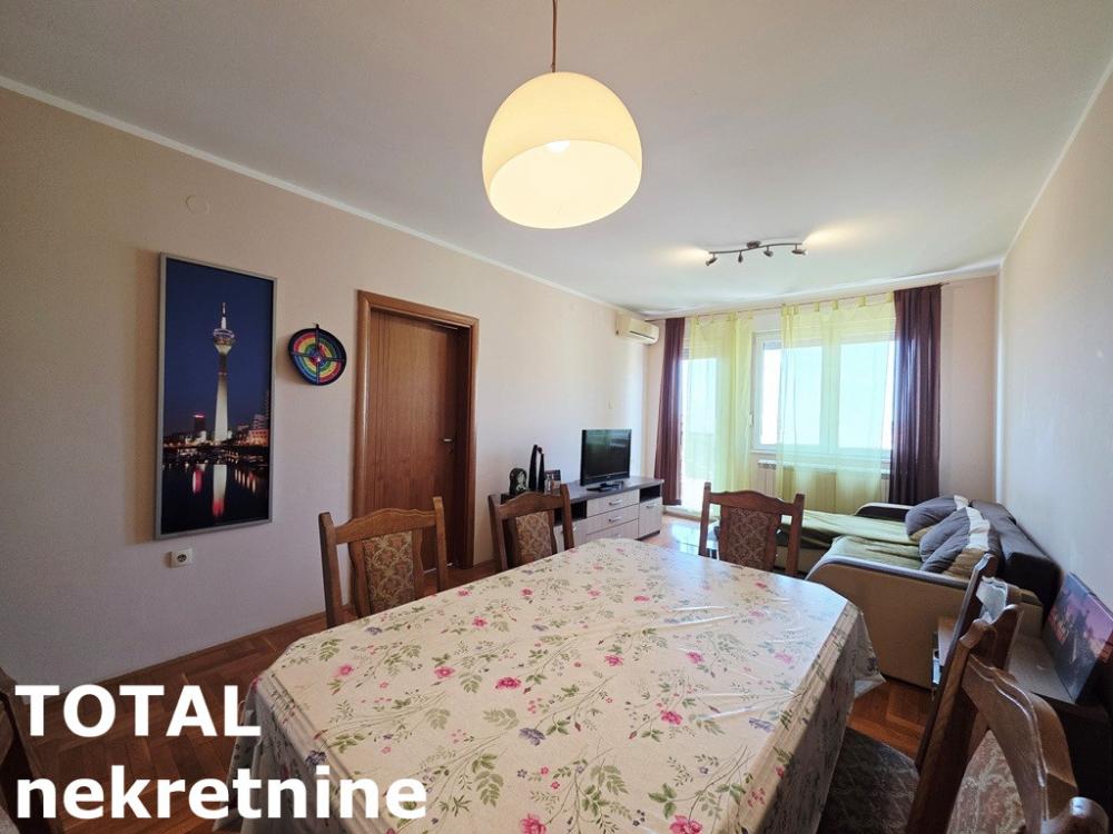 Slika 4 - Stan,NOVI SAD,BULEVAR EVROPE,kv: 44.00, € 126000, ID: 1102723