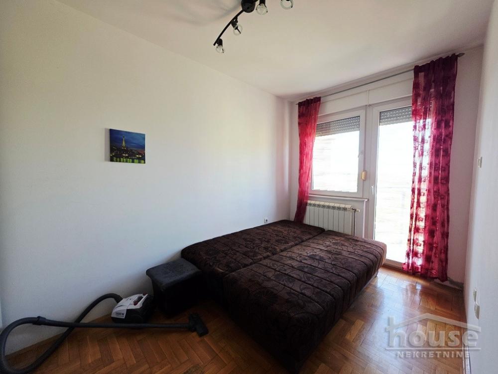 Slika 6 - Stan,NOVI SAD,BULEVAR EVROPE,kv: 44.00, € 126000, ID: 1065877