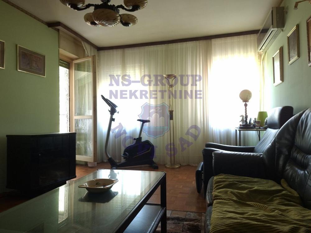 Slika 8 - Petosoban, 106m2, Novo naselje Novi Sad