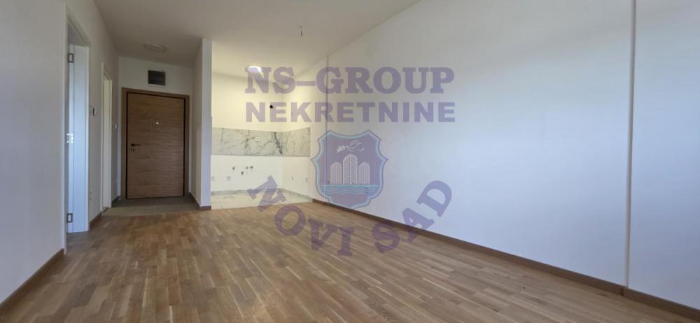 Slika 1 - Dvosoban, 42m2, Avijatičarsko naselje Novi Sad, sa terasom, ima lift