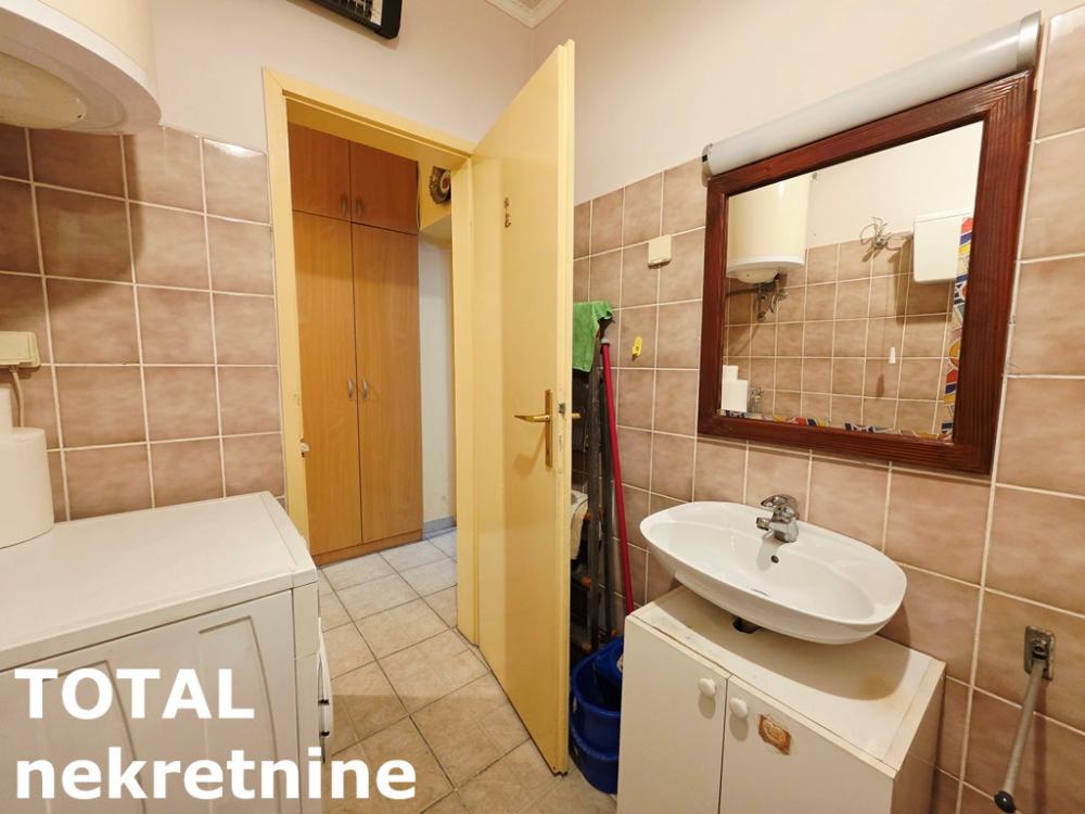 Slika 7 - Stan,NOVI SAD,PODBARA,kv: 35.00, € 85000, ID: 1102731