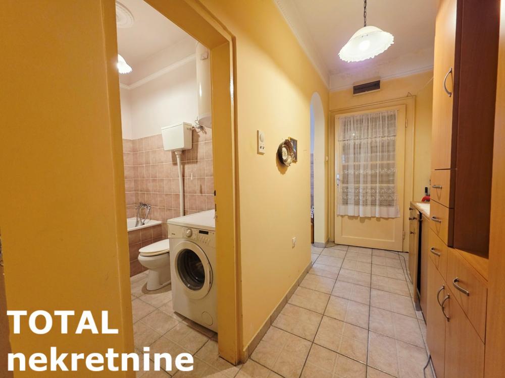 Slika 8 - Stan,NOVI SAD,PODBARA,kv: 35.00, € 85000, ID: 1102731