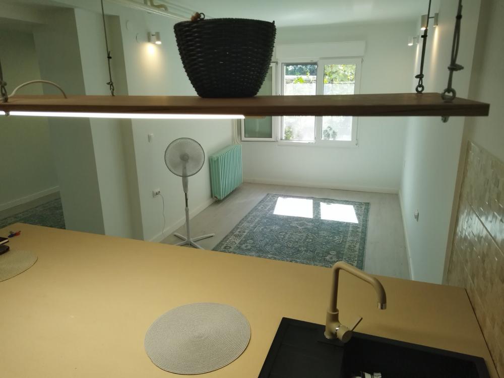 Slika 2 - Stan,NOVI SAD,CENTAR,kv: 37.00, € 116240, ID: 1057424