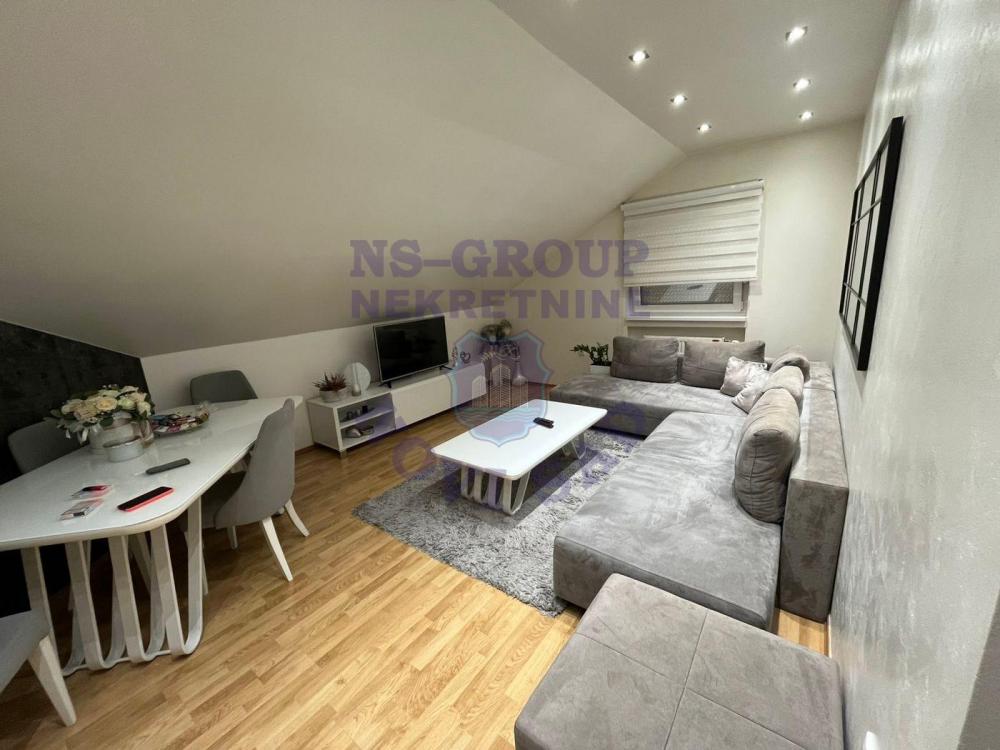 Slika 4 - Troiposoban, 78m2, Bulevar oslobođenja Novi Sad, ima lift