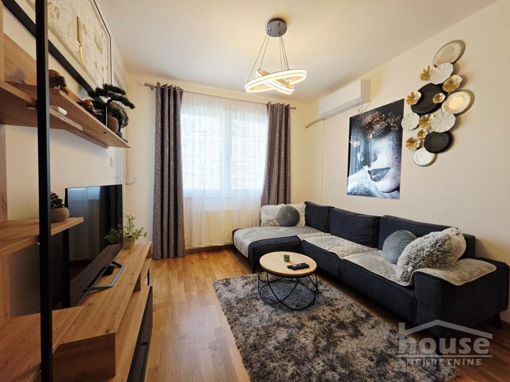 Slika 1 - Stan,NOVI SAD,AVIJACIJA,kv: 42.00, € 138000, ID: 1065898