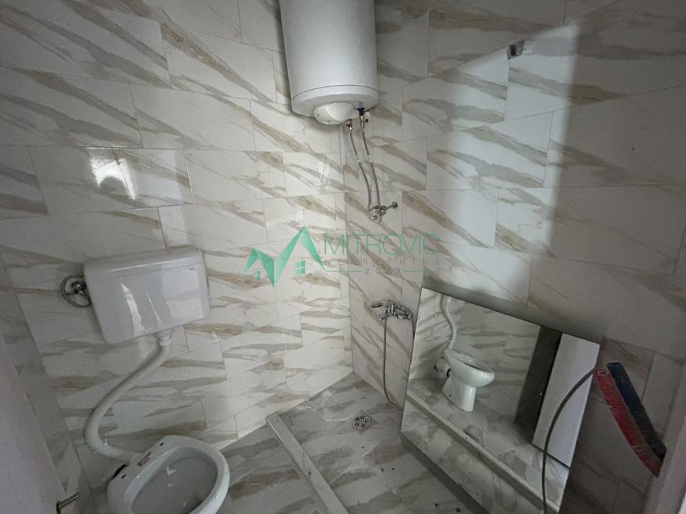 Slika 11 - Trosoban stan 85 m² u zgradi sa liftom – Nova Detelinara, dvorišno orijentisan 