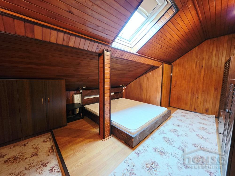 Slika 10 - Stan,NOVI SAD,CENTAR,kv: 57.00, € 90000, ID: 1065897