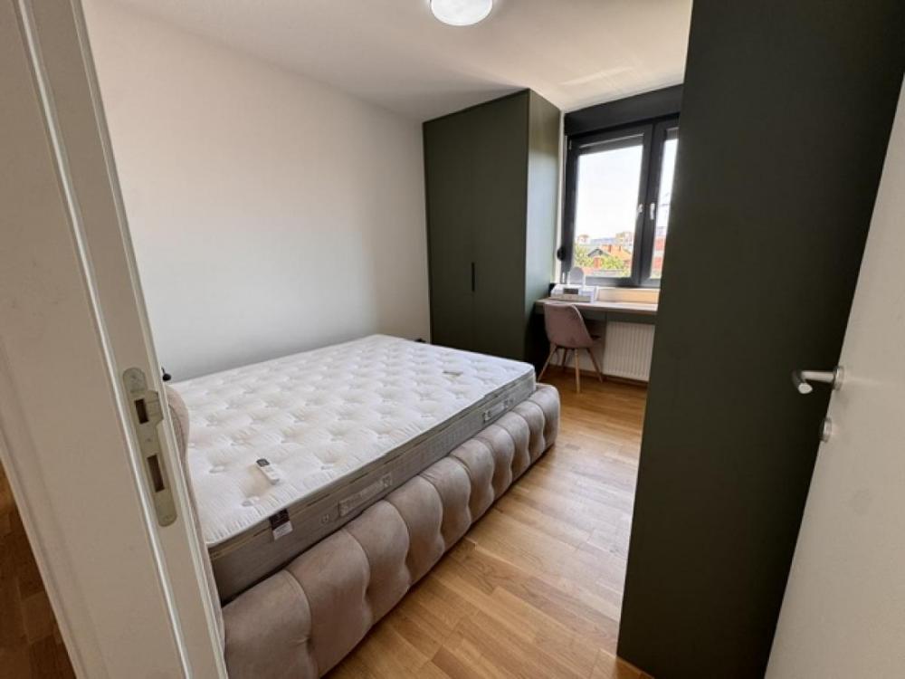 Slika 8 - Troiposoban stan u urbanoj vili, Telep
