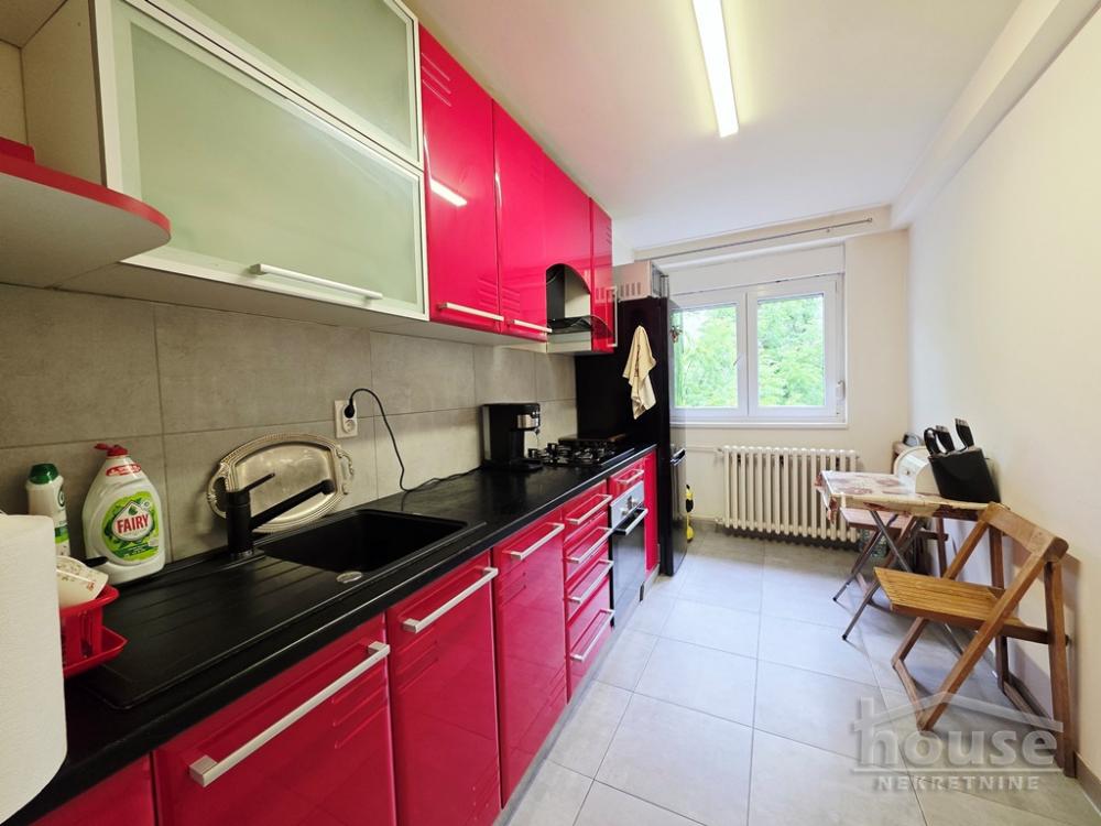 Slika 4 - Stan,NOVI SAD,DETELINARA,kv: 51.00, € 120000, ID: 1065920