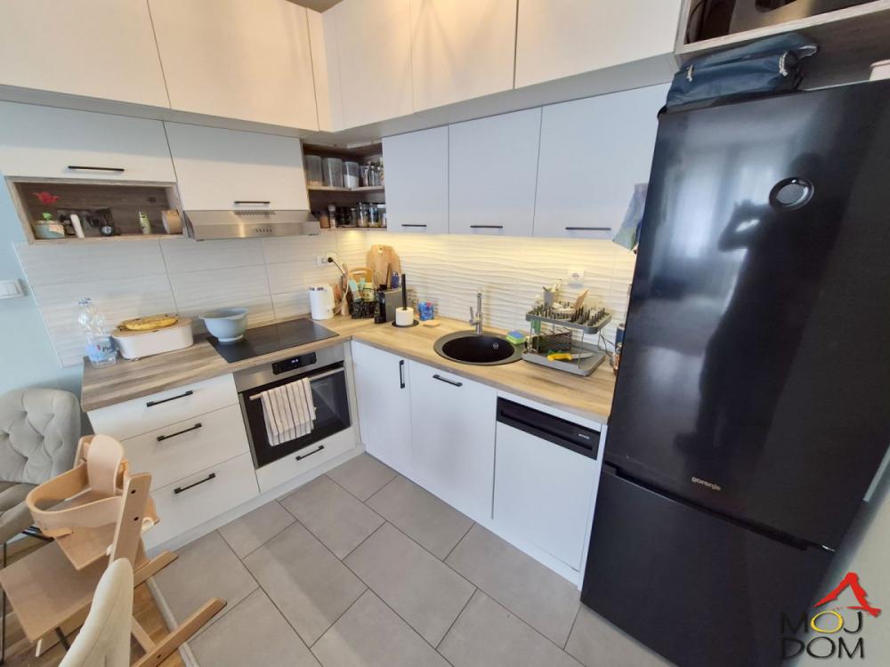 Slika 3 - Stan,NOVI SAD,SOMBORSKI BULEVAR,kv: 60, € 173000, ID: 1032359