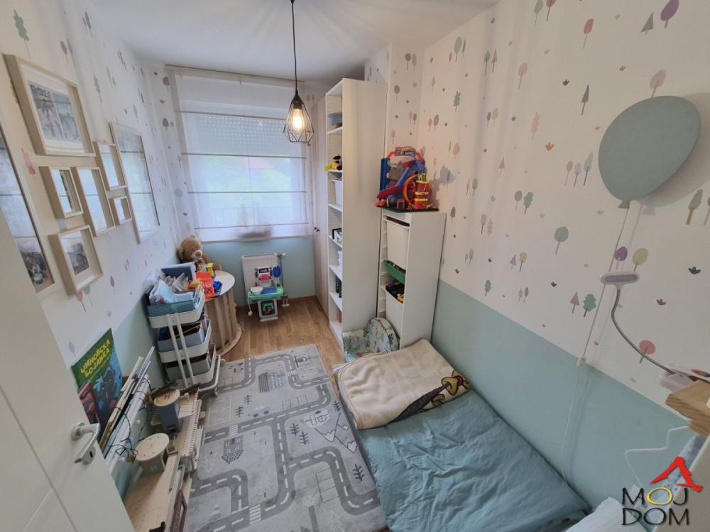 Slika 5 - Stan,NOVI SAD,SOMBORSKI BULEVAR,kv: 60, € 173000, ID: 1032359